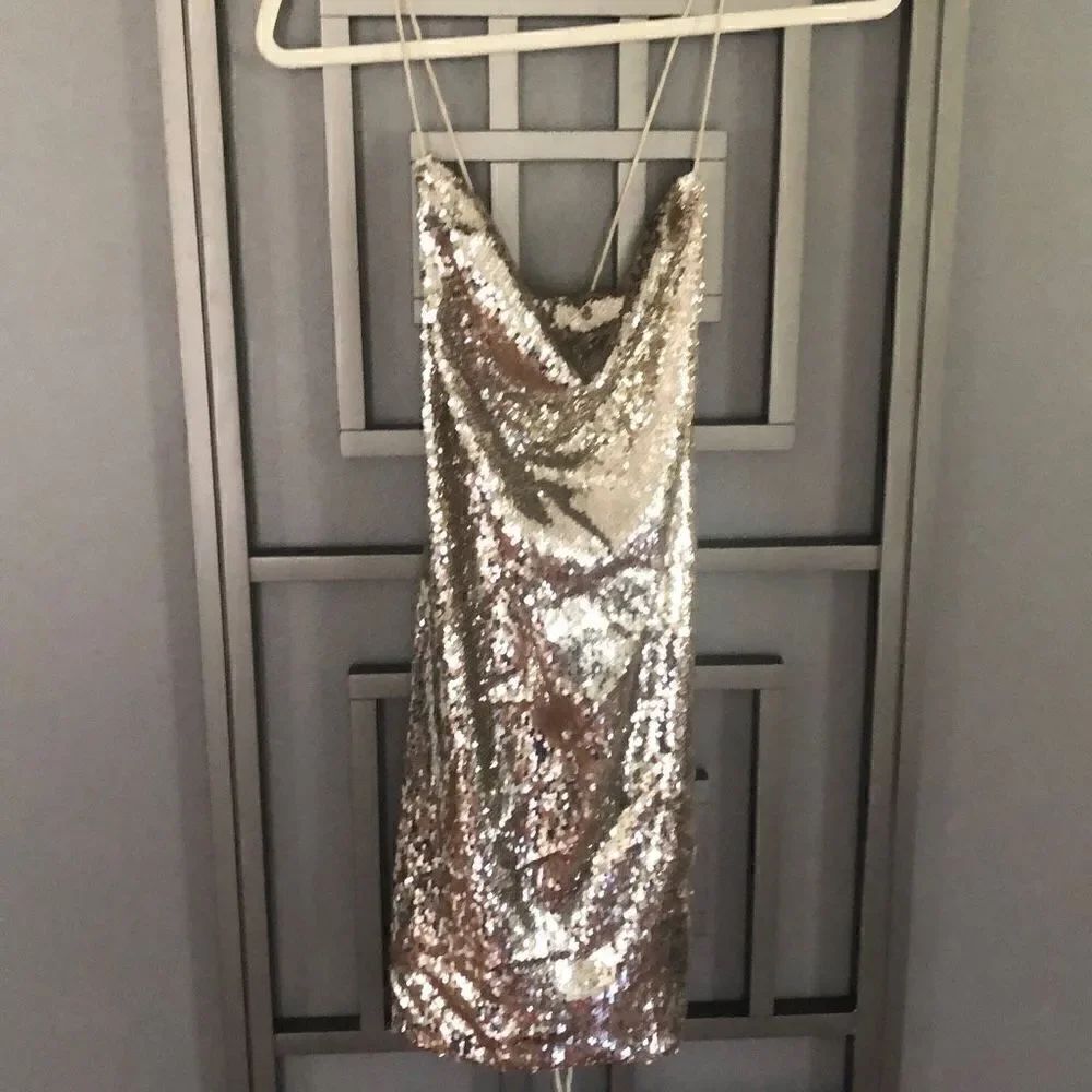 NWT ASOS Gold sequins, mini dress low, plunging back ￼size 0